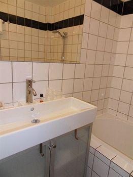 Etterbeek Hotel Lambeau מראה חיצוני תמונה