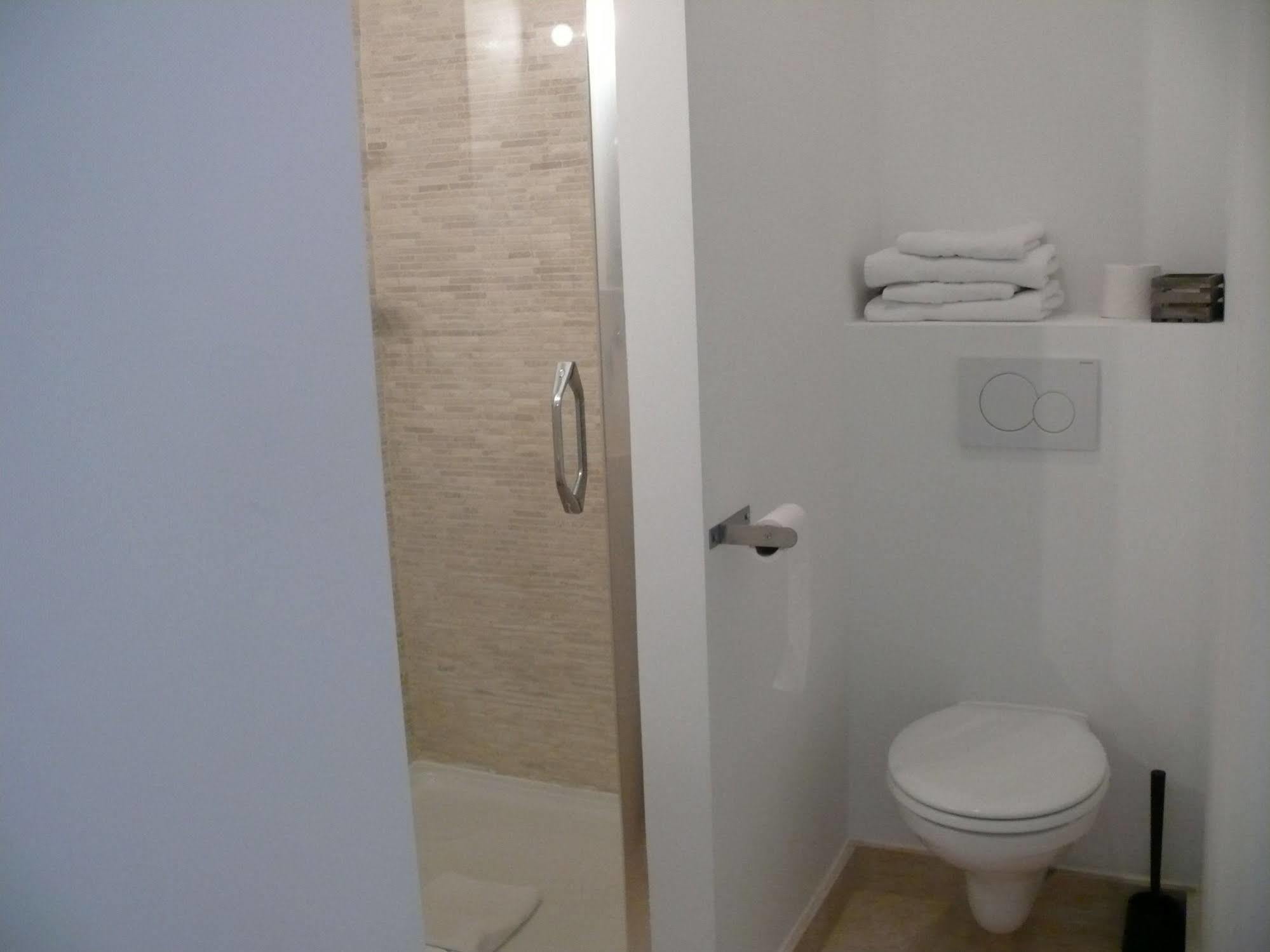 Etterbeek Hotel Lambeau מראה חיצוני תמונה