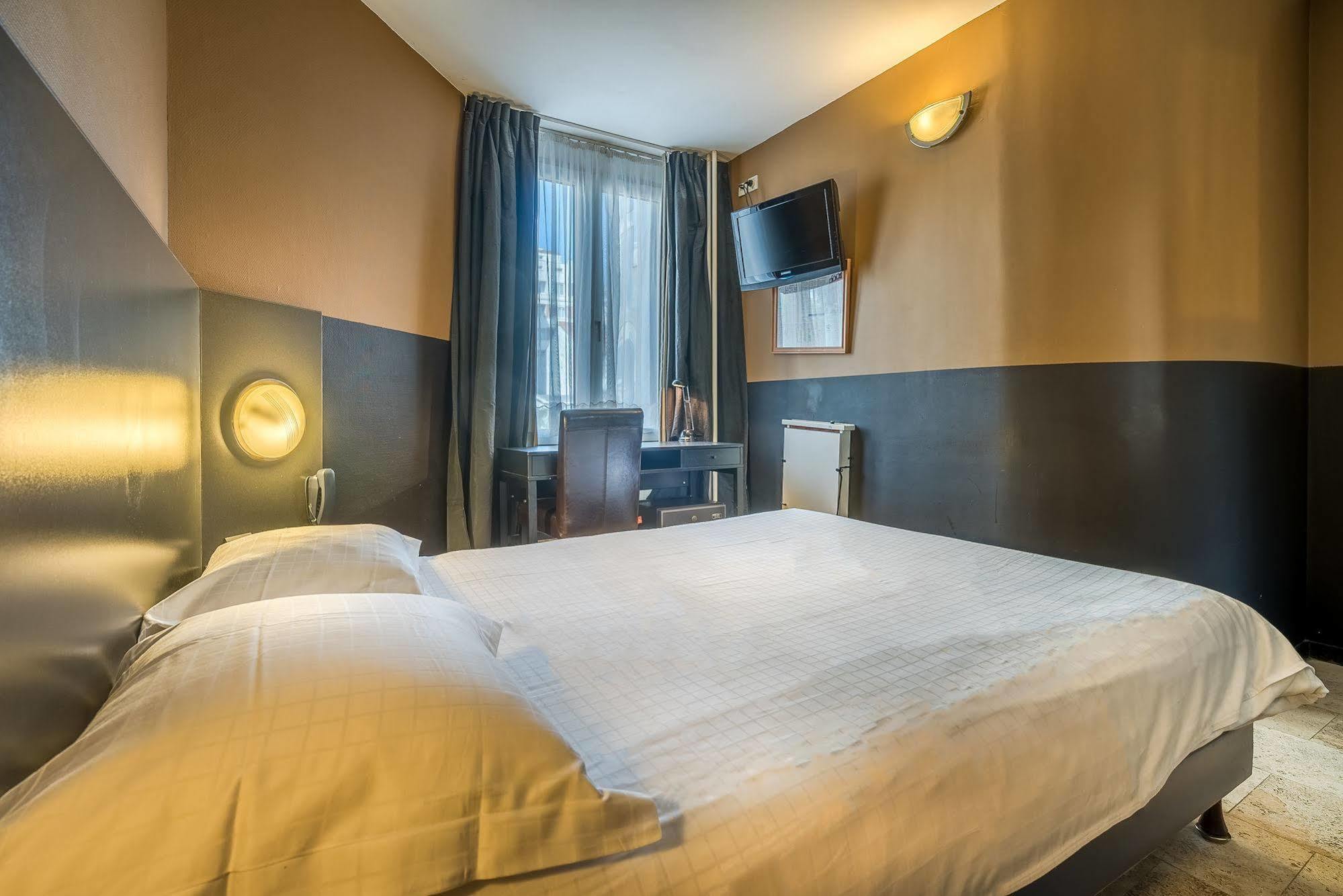 Etterbeek Hotel Lambeau מראה חיצוני תמונה