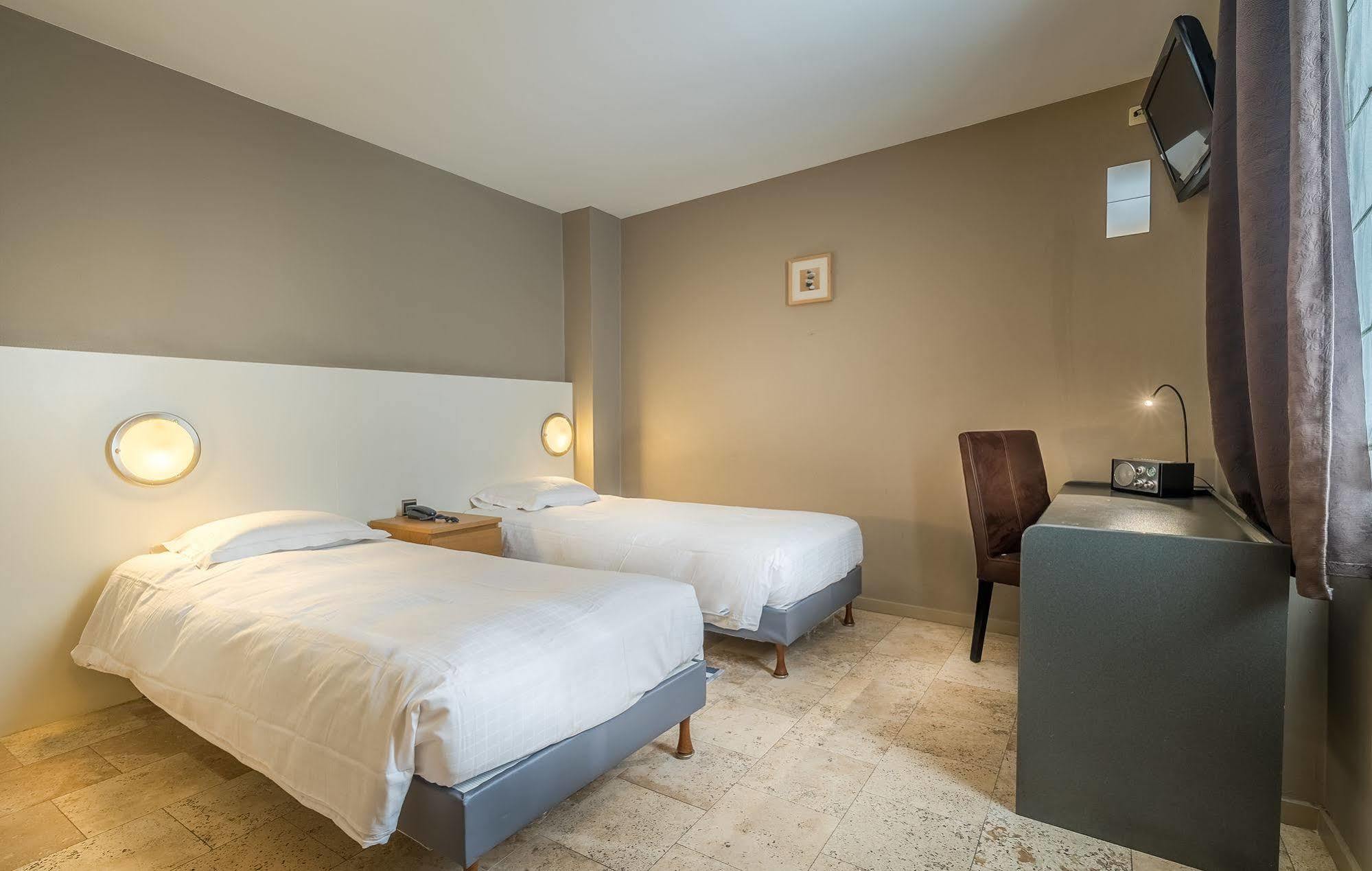 Etterbeek Hotel Lambeau מראה חיצוני תמונה